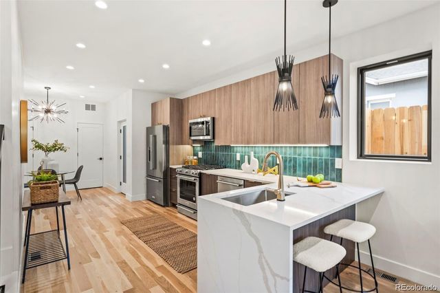 1715 Grove Street, Denver, CO 80204