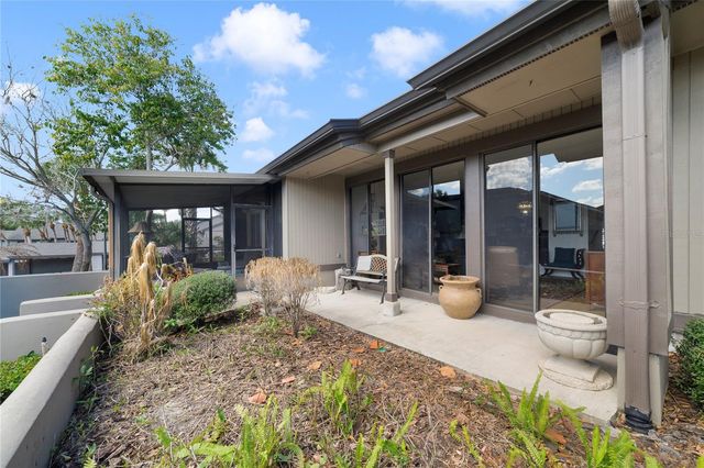 692 LAKE VILLAS DRIVE, Altamonte Springs, FL 32701