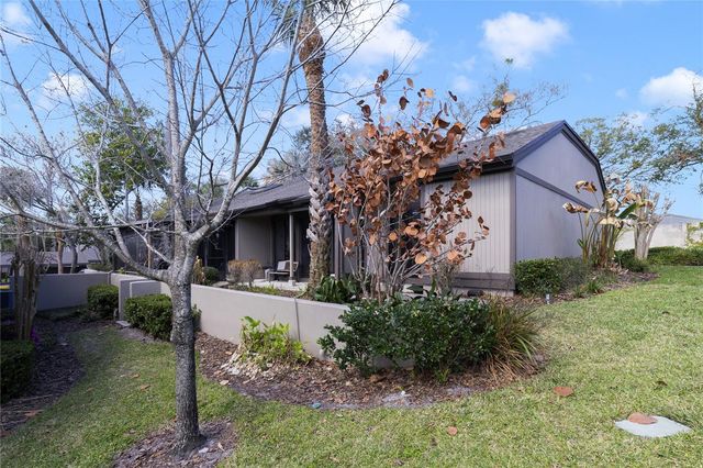 692 LAKE VILLAS DRIVE, Altamonte Springs, FL 32701