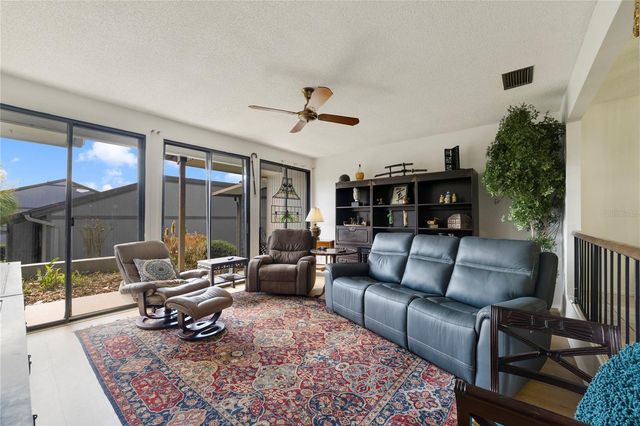 692 LAKE VILLAS DRIVE, Altamonte Springs, FL 32701