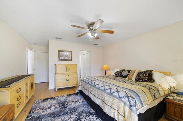 692 LAKE VILLAS DRIVE, Altamonte Springs, FL 32701