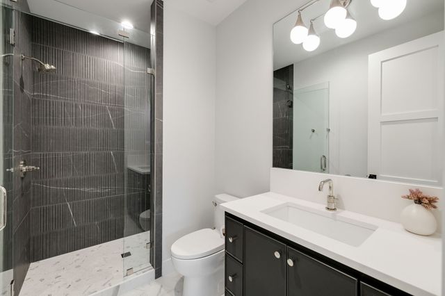 329 Renaissance Lane, Heath, TX 75032