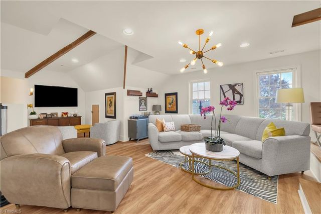 13552 US Highway 158, Reidsville, NC 27320