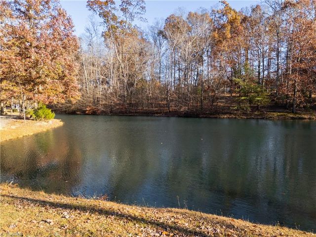 13552 US Highway 158, Reidsville, NC 27320