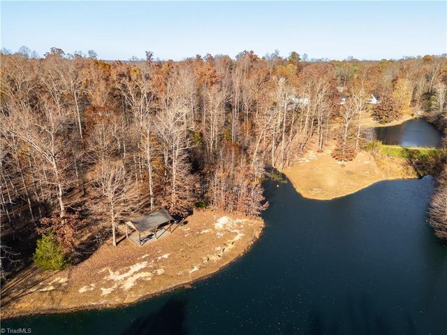 13552 US Highway 158, Reidsville, NC 27320