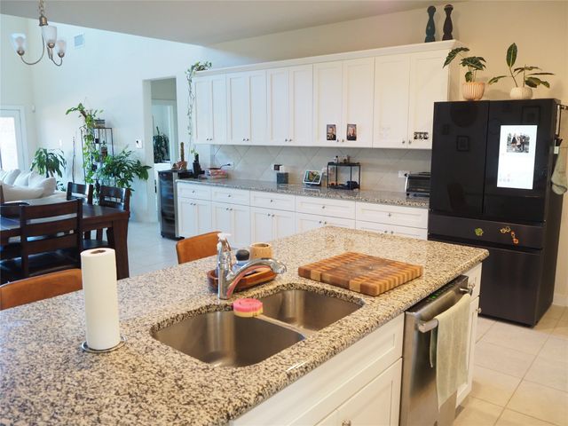 4317 Swallow Drive, Fort Worth, TX 76262