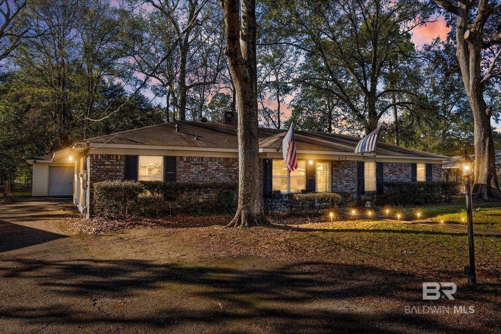 617 Best Drive, Saraland, AL 36571