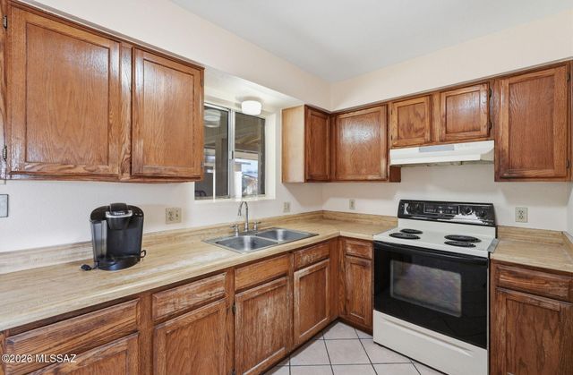 15901 N Starboard Drive, Catalina, AZ 85739