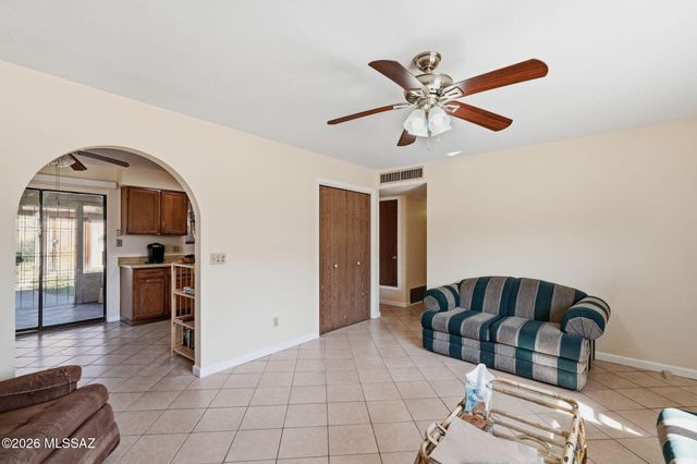 15901 N Starboard Drive, Catalina, AZ 85739