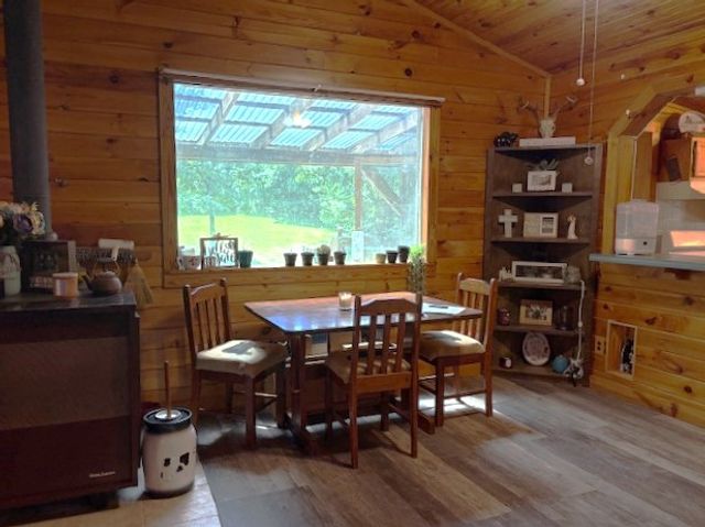 3160 Pinnacle Mtn Road, Harrison, AR 72601