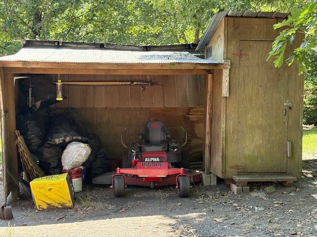 3160 Pinnacle Mtn Road, Harrison, AR 72601
