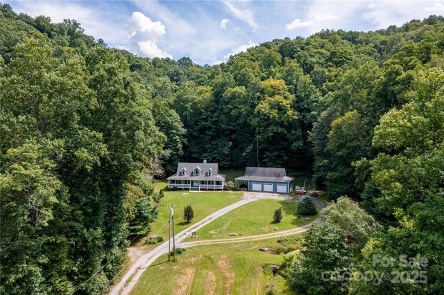 226 Wildcat Mountain Trail, Sylva, NC 28779
