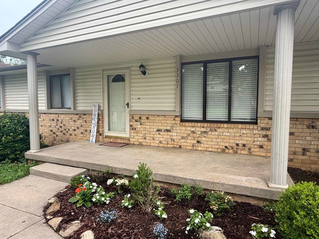 3307 Brookdale Rd, Augusta, KS 67010