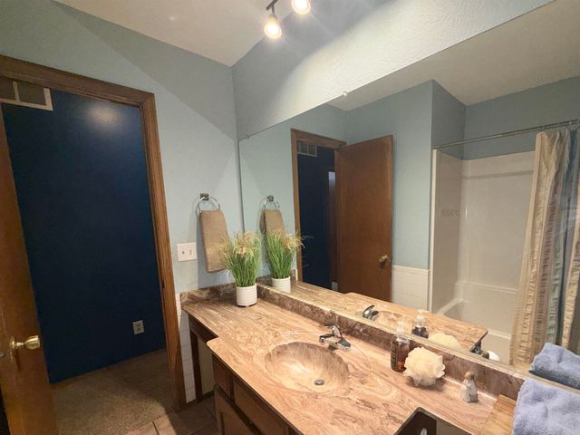 3307 Brookdale Rd, Augusta, KS 67010
