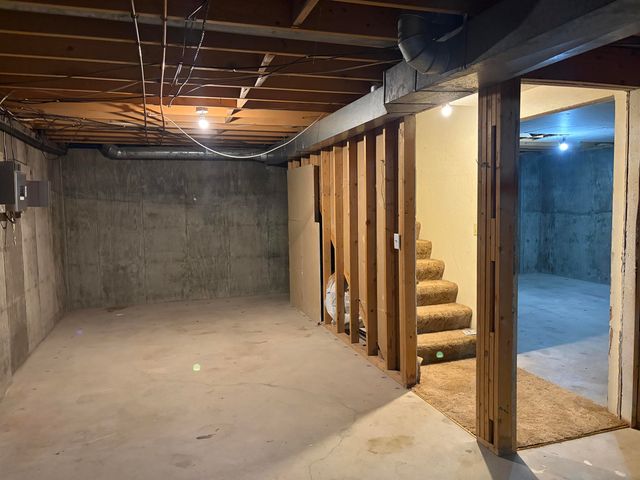 3307 Brookdale Rd, Augusta, KS 67010