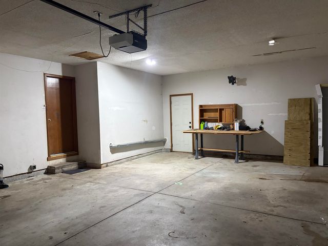 3307 Brookdale Rd, Augusta, KS 67010