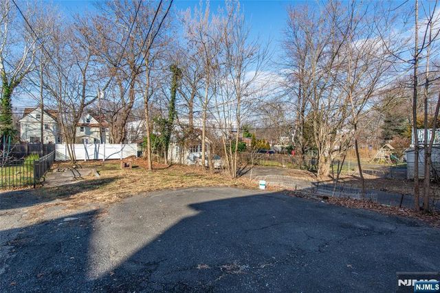 51 Riggs Place 1st Floor, South Orange Village, NJ 07079