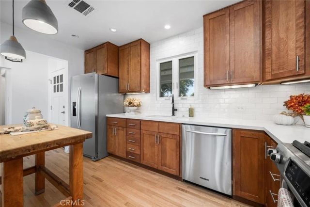 2552 Vuelta Grande, Long Beach, CA 90815