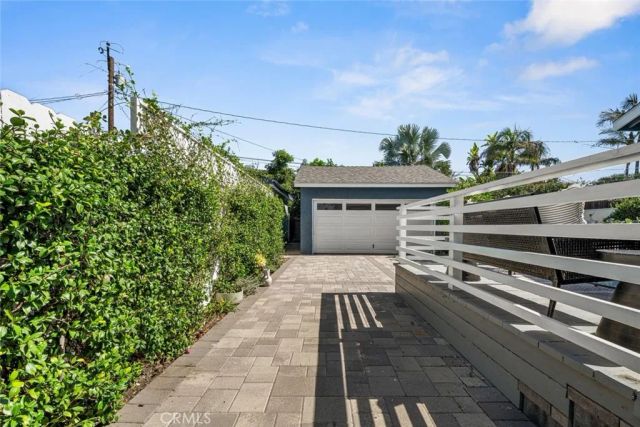 2552 Vuelta Grande, Long Beach, CA 90815