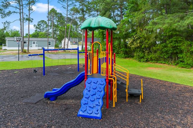 1093 Palm Dr., Conway, SC 29526