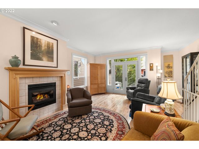 14720 Ne COUCH St, Portland, OR 97230