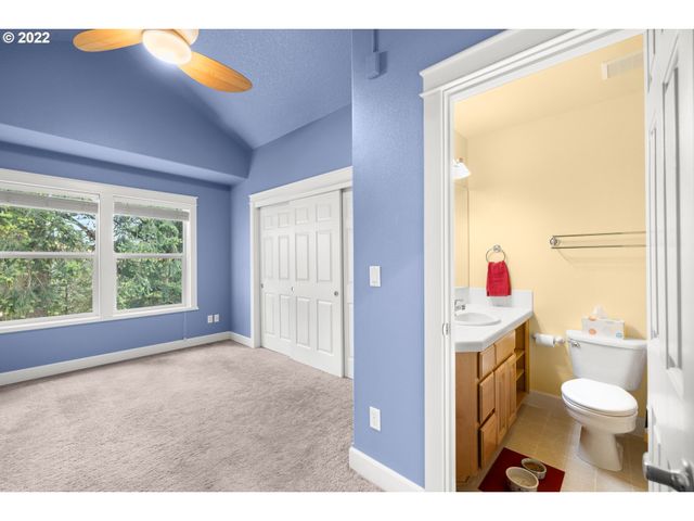 14720 Ne COUCH St, Portland, OR 97230