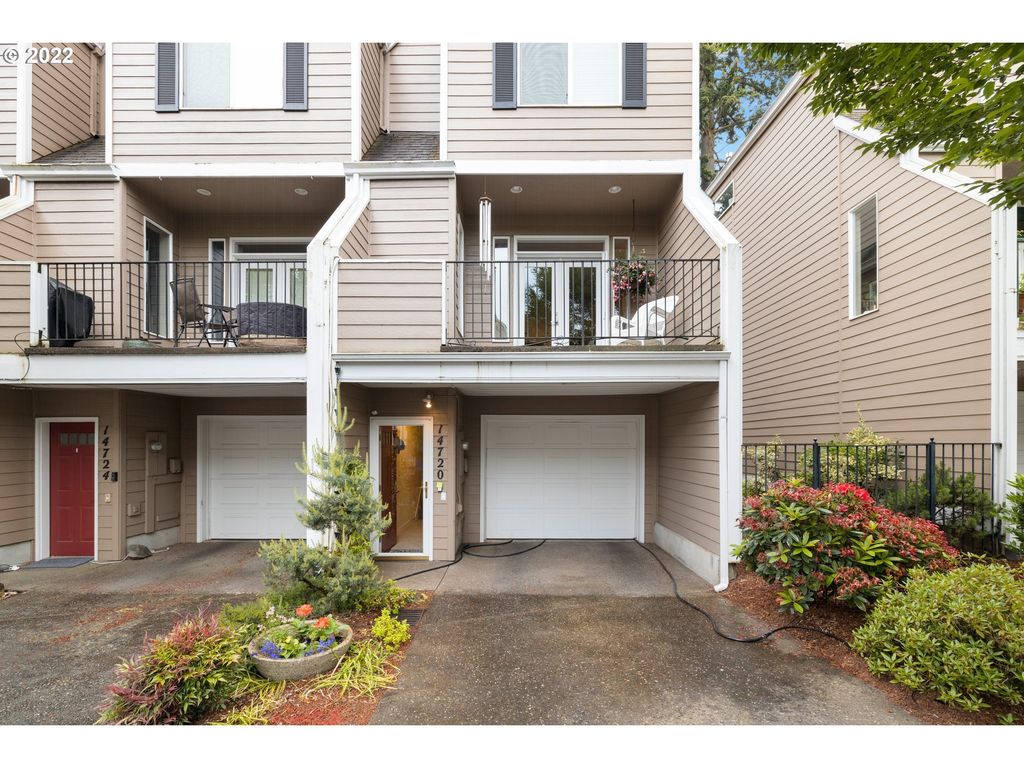 14720 Ne COUCH St, Portland, OR 97230
