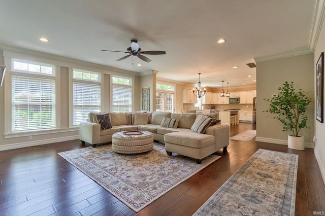 333 Mannington Court, Evansville, IN 47711