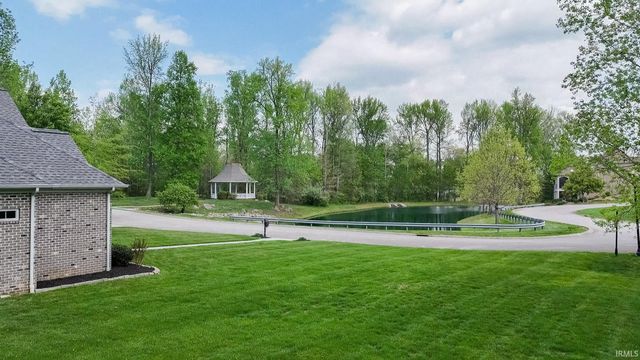 333 Mannington Court, Evansville, IN 47711