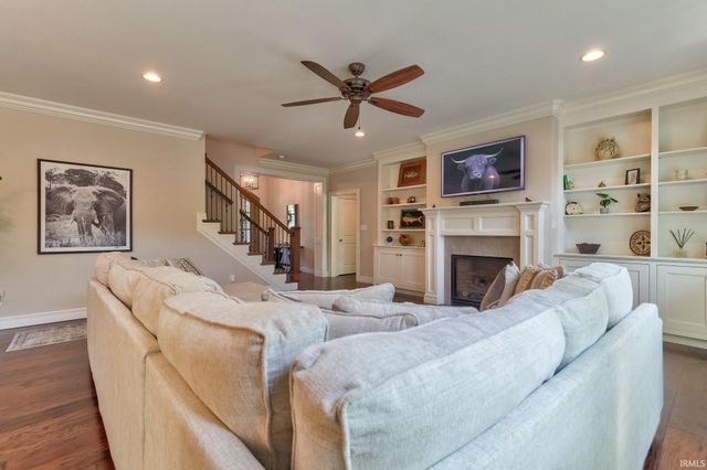 333 Mannington Court, Evansville, IN 47711