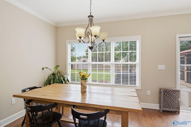 7003 Southcreek Drive SE, Owens Cross Roads, AL 35763
