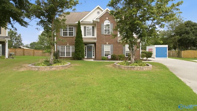 7003 Southcreek Drive SE, Owens Cross Roads, AL 35763