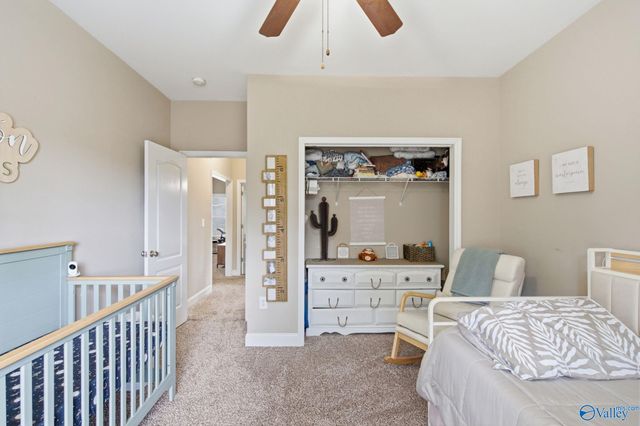 7003 Southcreek Drive SE, Owens Cross Roads, AL 35763