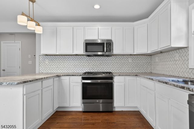 103 Berkshire Pl, Irvington Twp., NJ 07111