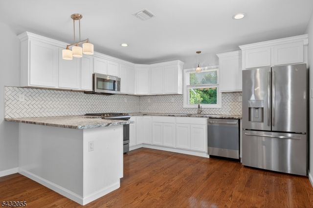 103 Berkshire Pl, Irvington Twp., NJ 07111