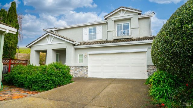 264 Cambridge Ln, Petaluma, CA 94952