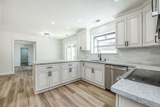 43326 Seminole Court, Coarsegold, CA 93614