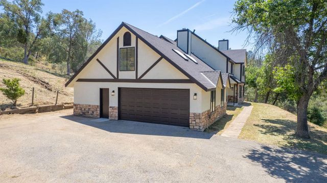 43326 Seminole Court, Coarsegold, CA 93614