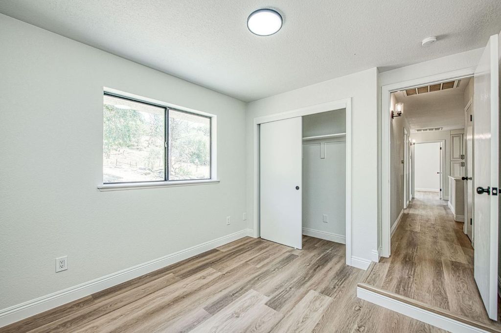 Image 34 of property listing at 43326 Seminole Court, Coarsegold, CA 93614