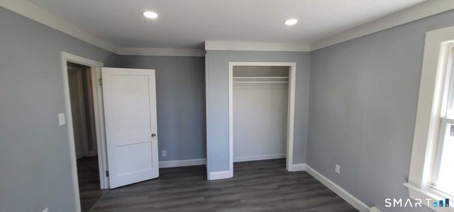 11 Vergennes Court, Groton, CT 06340