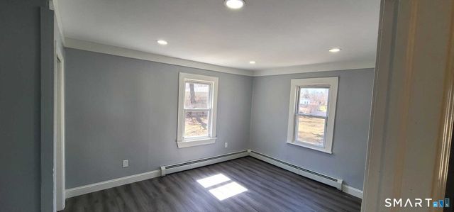 11 Vergennes Court, Groton, CT 06340