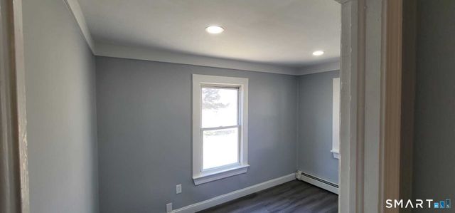 11 Vergennes Court, Groton, CT 06340