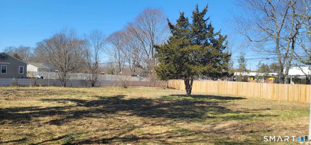 11 Vergennes Court, Groton, CT 06340