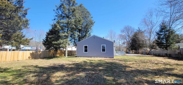 11 Vergennes Court, Groton, CT 06340