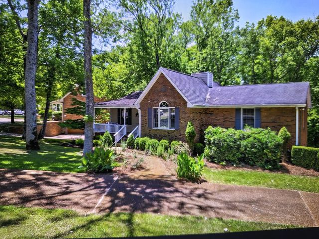 1006 Cynthia Trl, Goodlettsville, TN 37072