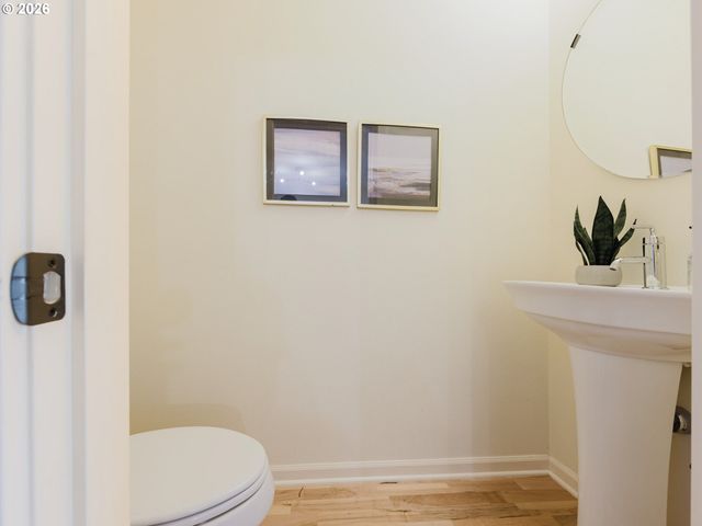 7940 Sw 31ST Ave 2, Portland, OR 97219