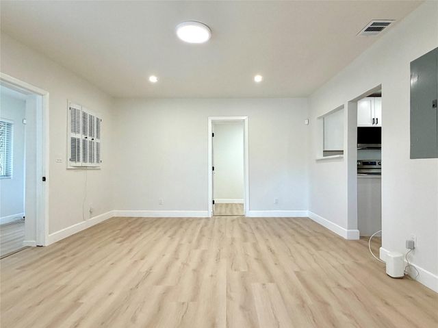 2943 NW 13th Street, Fort Lauderdale, FL 33311