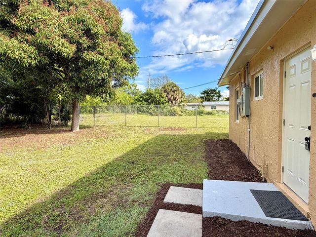 2943 NW 13th Street, Fort Lauderdale, FL 33311