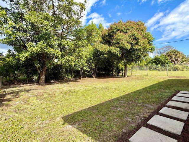 2943 NW 13th Street, Fort Lauderdale, FL 33311