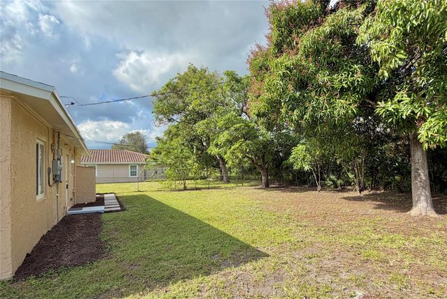 2943 NW 13th Street, Fort Lauderdale, FL 33311